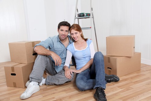 Flexible storage options for moving and decluttering in Tufnell Park